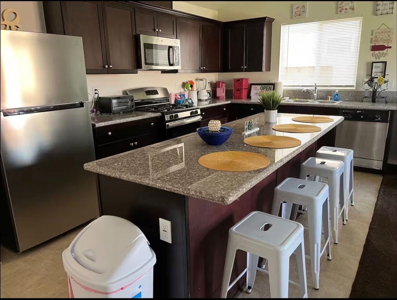 500 Welch Ave - Photo 4 of 29