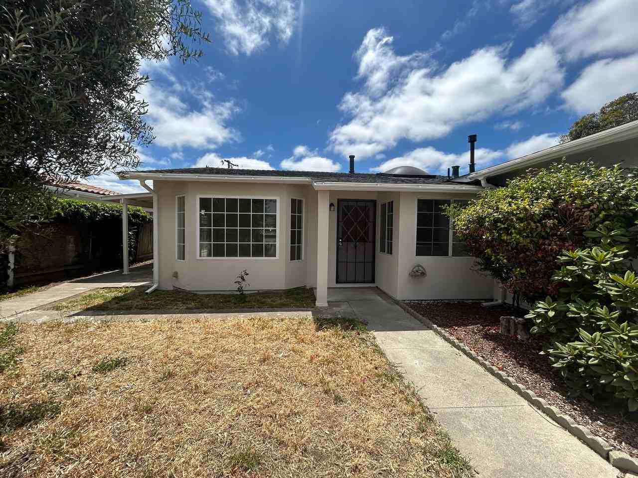 1430 Linwood Dr - Photo 3 of 24