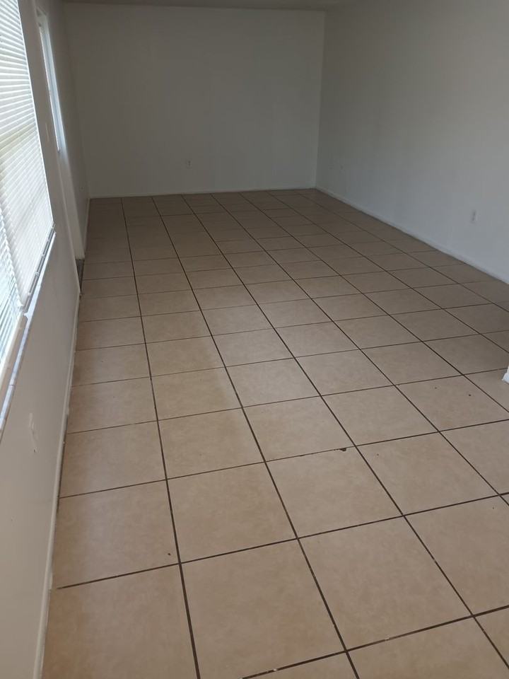 1436 Holden Ave #B - Photo 2 of 10