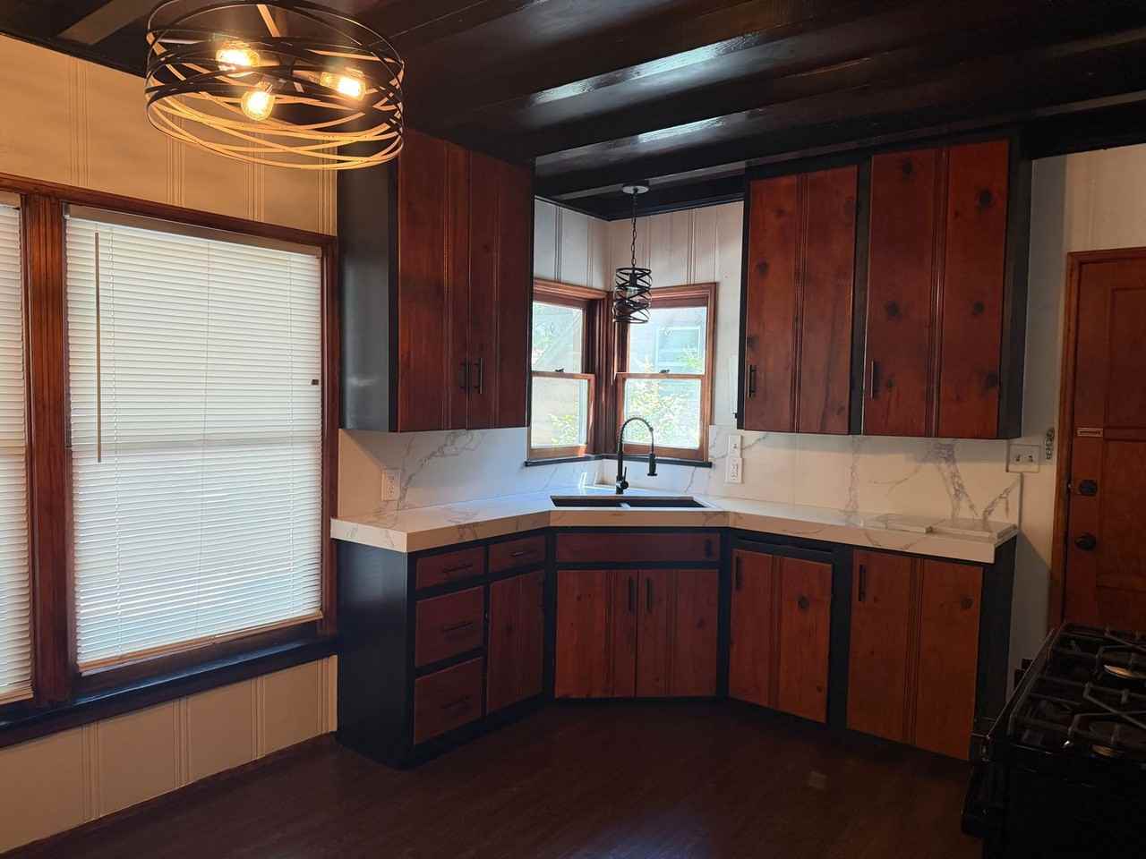 934 Fern Dr - Photo 4 of 24