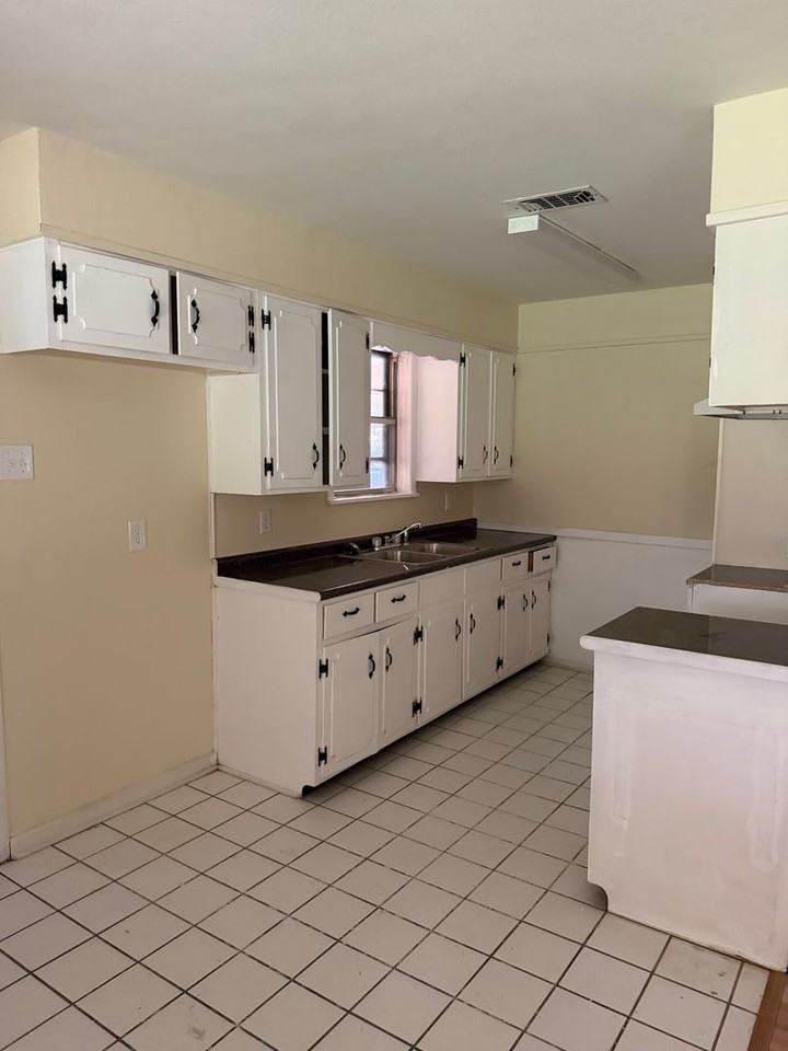 108 E Santa Anna Dr - Photo 3 of 13