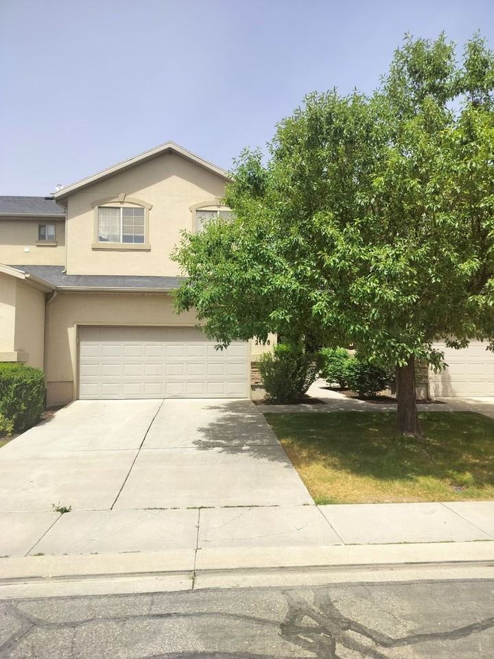2128 W 2180 N - Photo 2 of 15