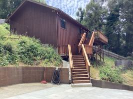 featured image of 1920 Redwood Dr