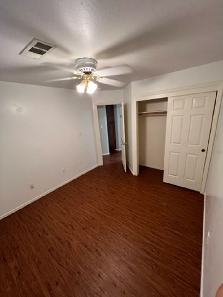 5429 White Wheat Ave - Photo 6 of 21