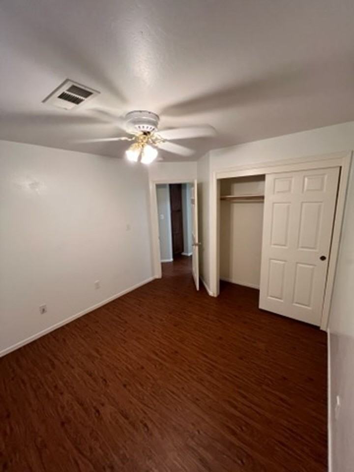 5429 White Wheat Ave - Photo 7 of 21