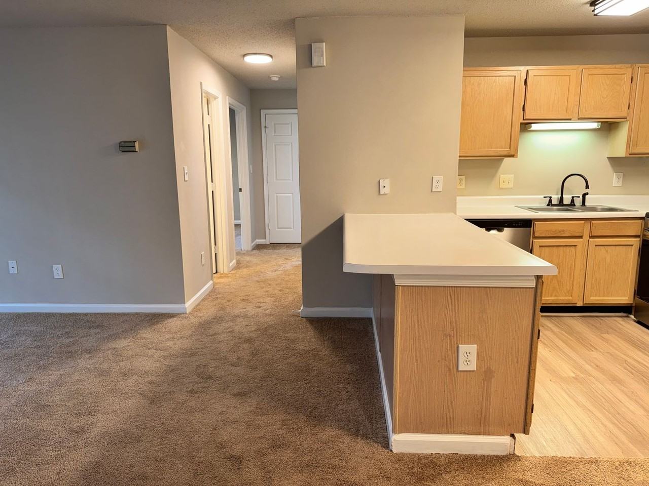 1911 Walker Ave #F - Photo 5 of 17