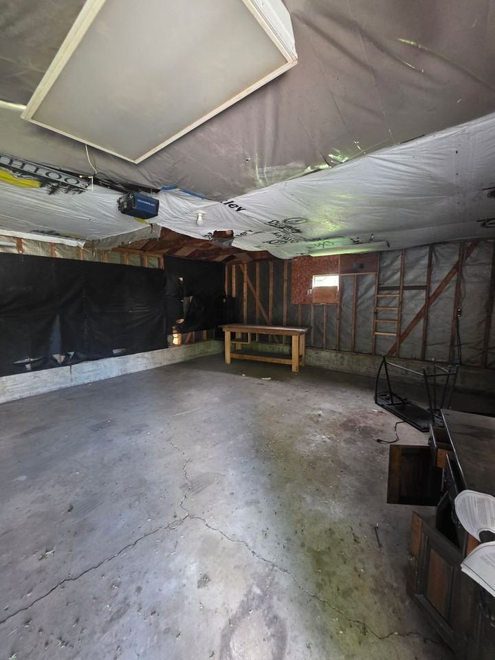 422 1st Ave - Photo 2 of 10