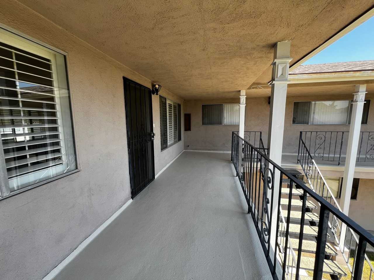 12411 Breezewood Dr - Photo 2 of 16