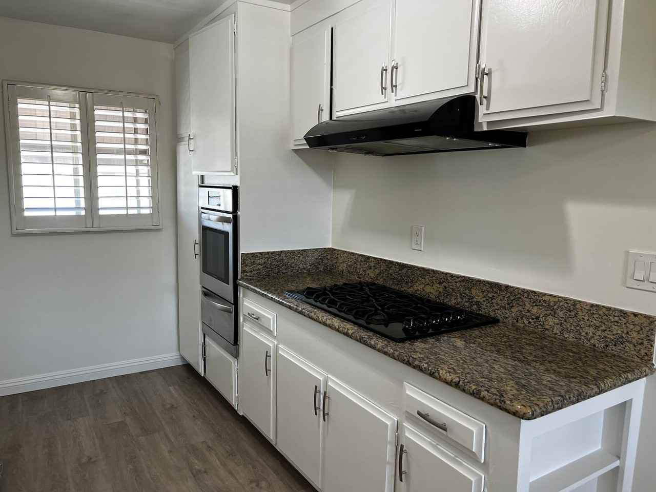 12411 Breezewood Dr - Photo 7 of 16