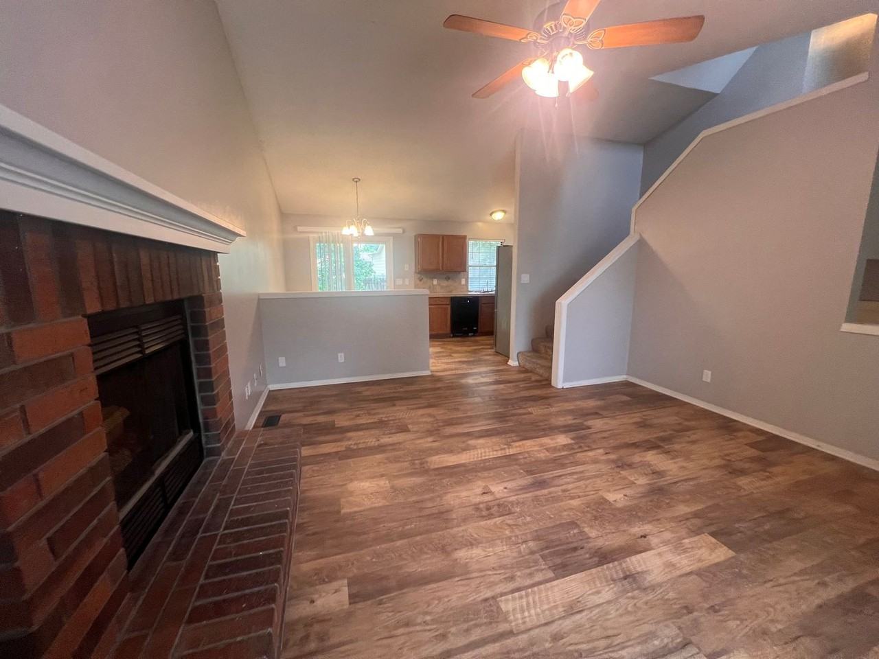 229 W Village Lake Dr - Photo 3 of 22