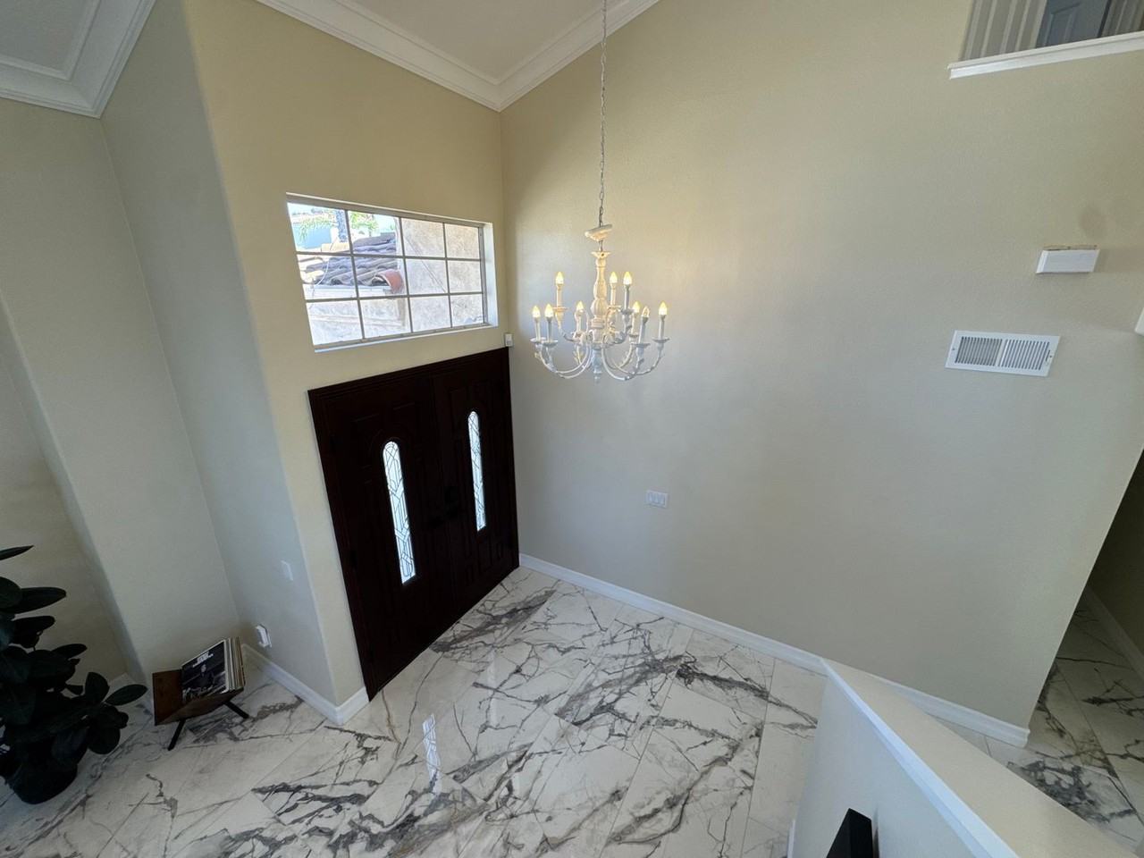1659 Lisbon Pl - Photo 3 of 27