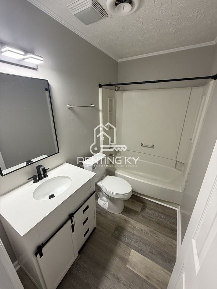 3308 Valhalla Dr - Photo 5 of 12