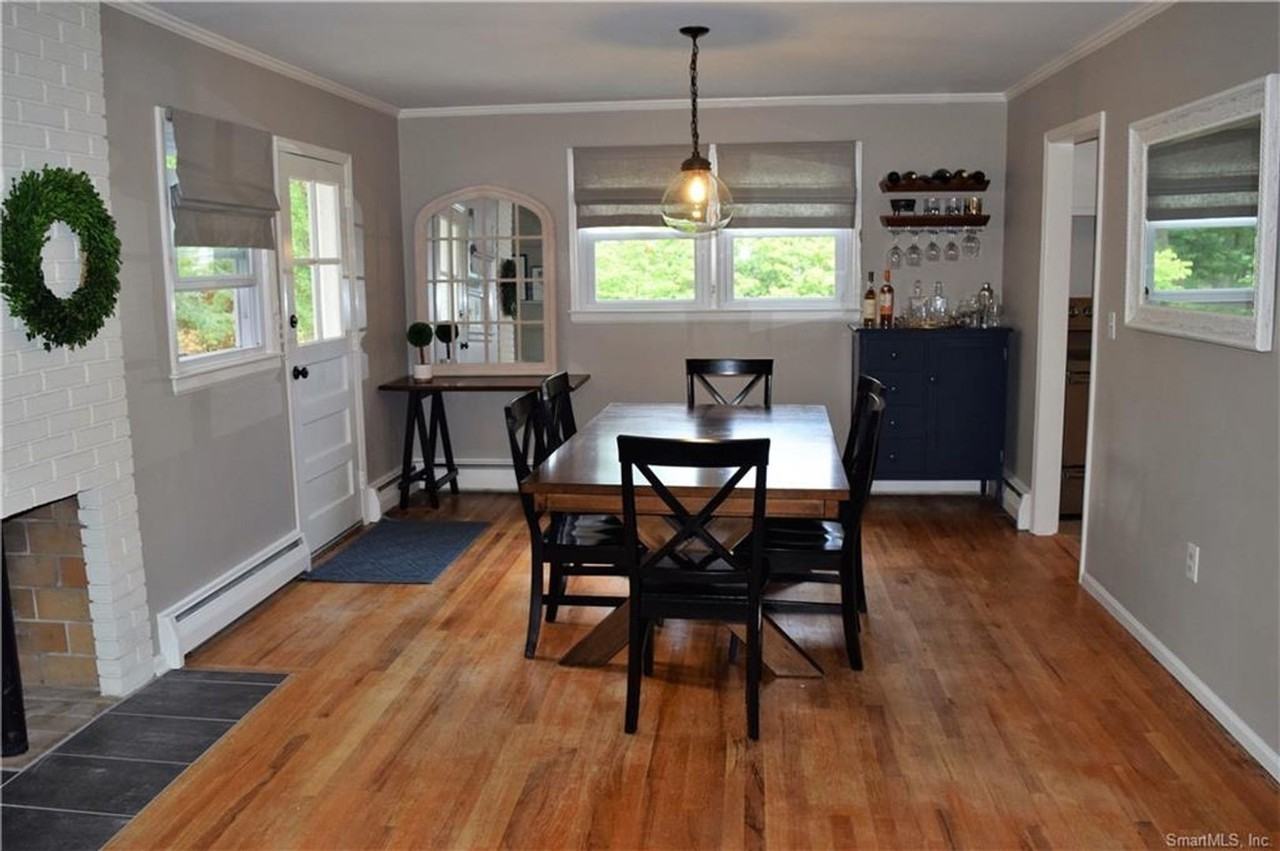 61 Carlyle Rd - Photo 4 of 15