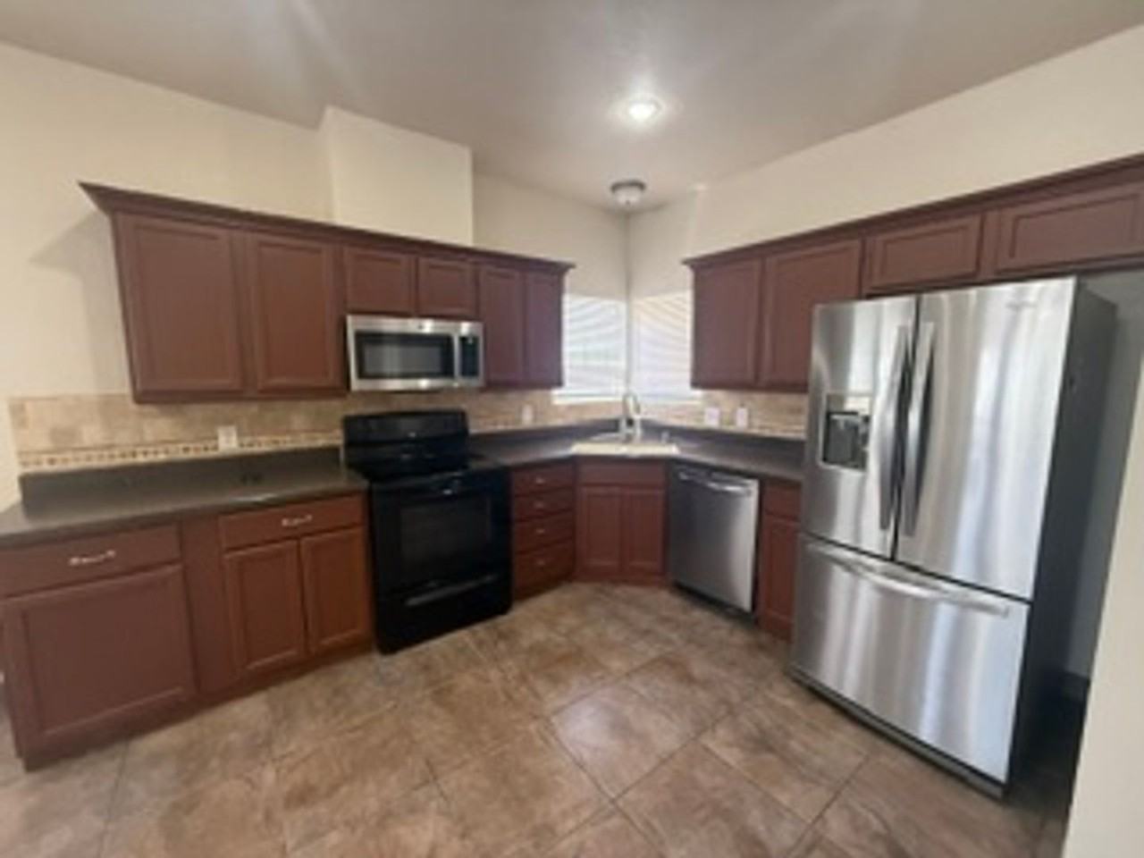 3923 Ramrod Frg - Photo 6 of 36