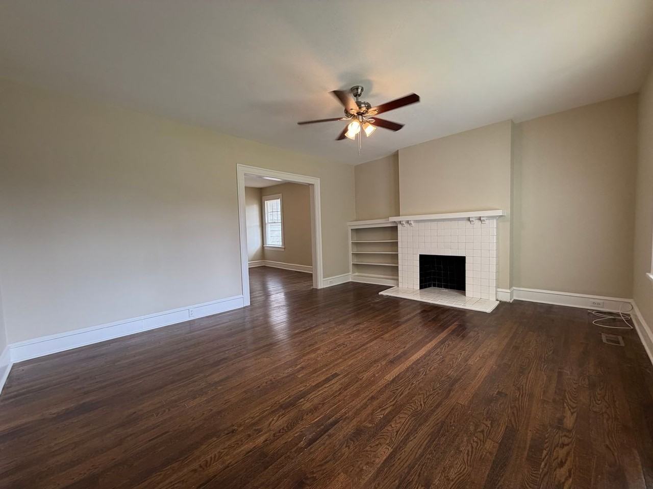 1111 E 2nd Ave Se - Photo 5 of 25