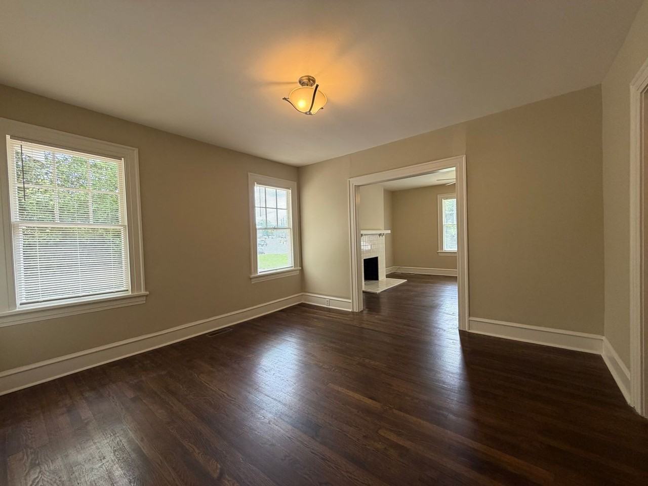 1111 E 2nd Ave Se - Photo 6 of 25