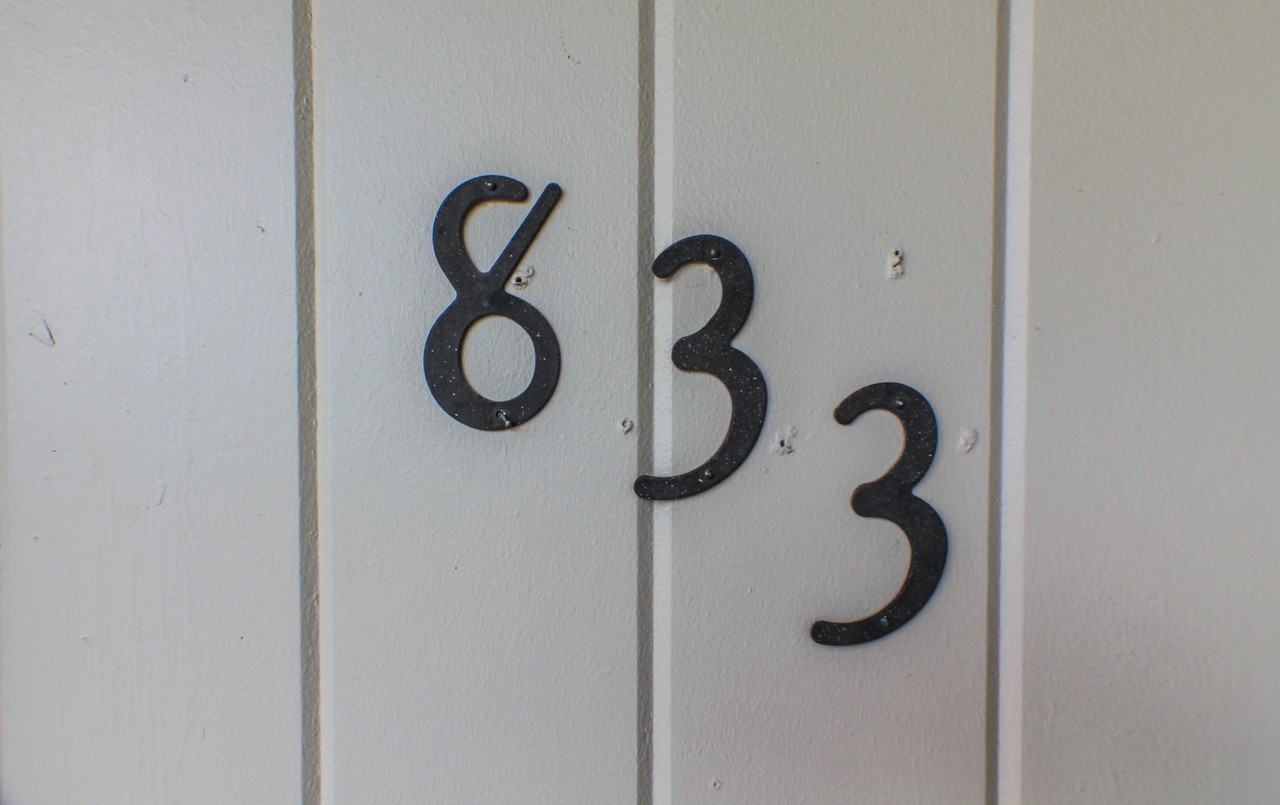 833 Nw 113th St - Photo 3 of 33
