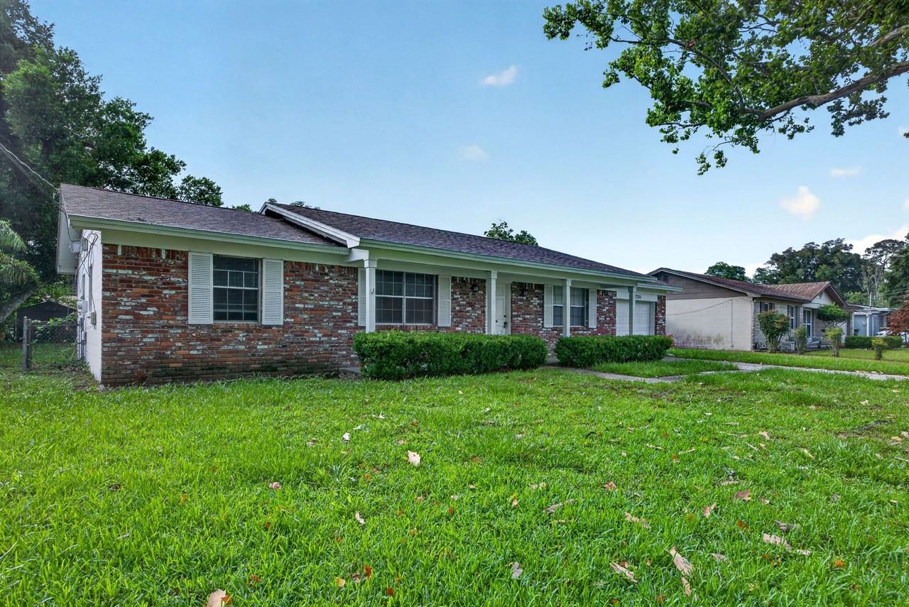 12351 Condor Dr - Photo 2 of 26