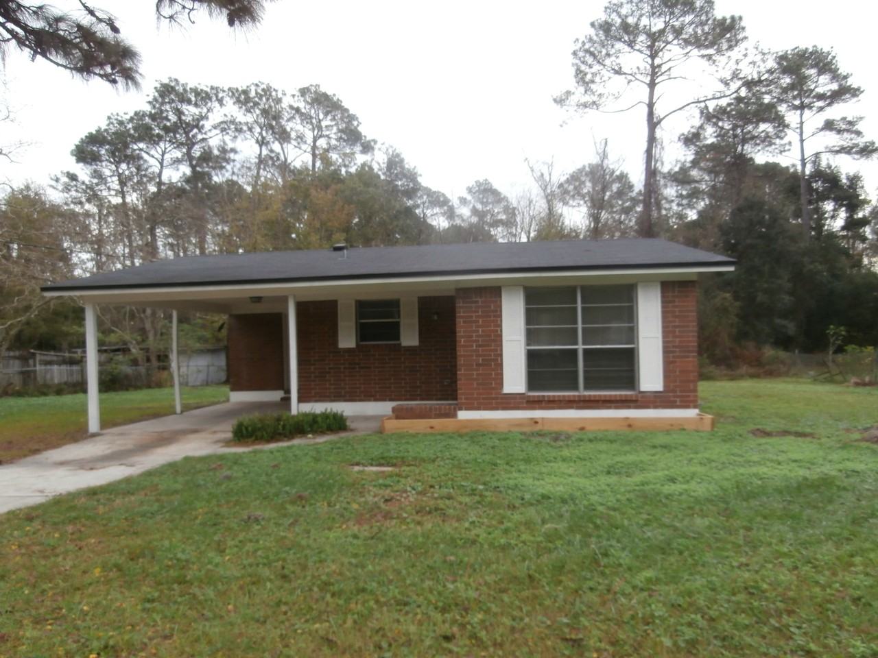 4257 Packard Dr - Photo 2 of 2