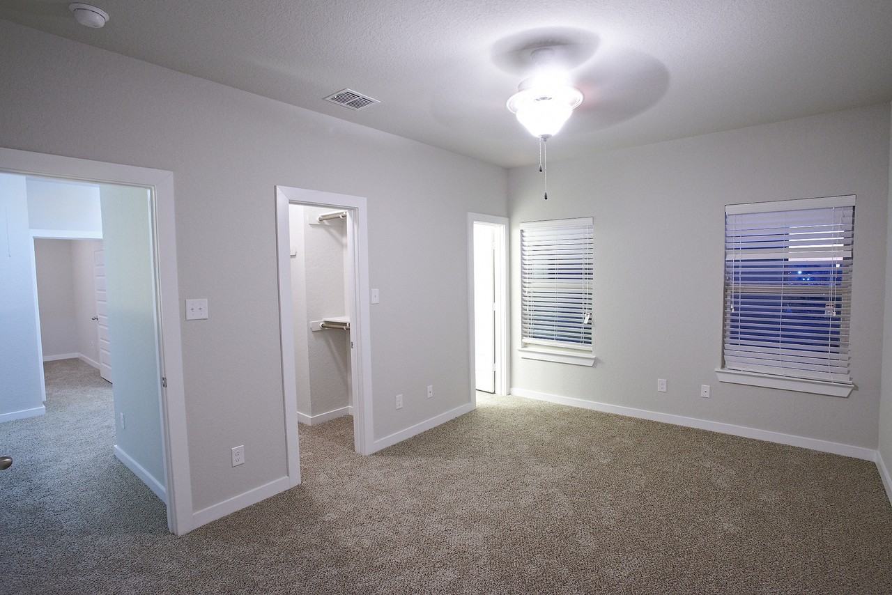7114 Faith Way #102 - Photo 5 of 10