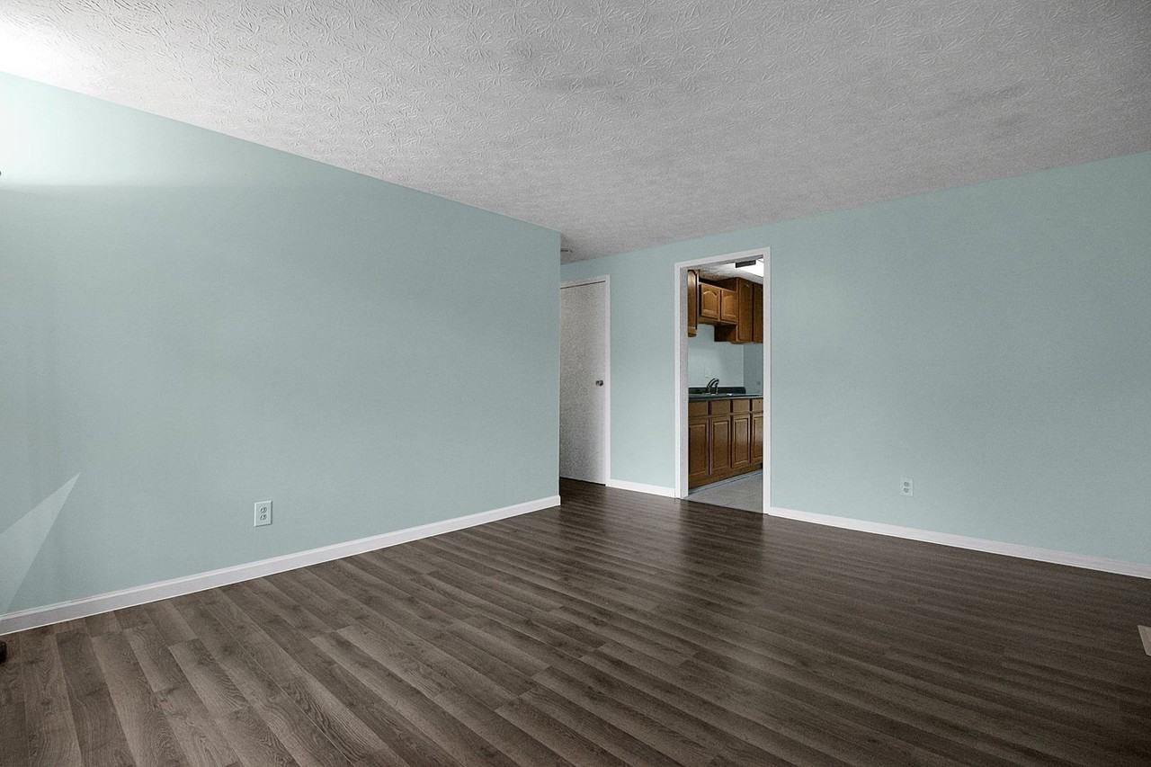 2138 Sprucefield Dr - Photo 6 of 25
