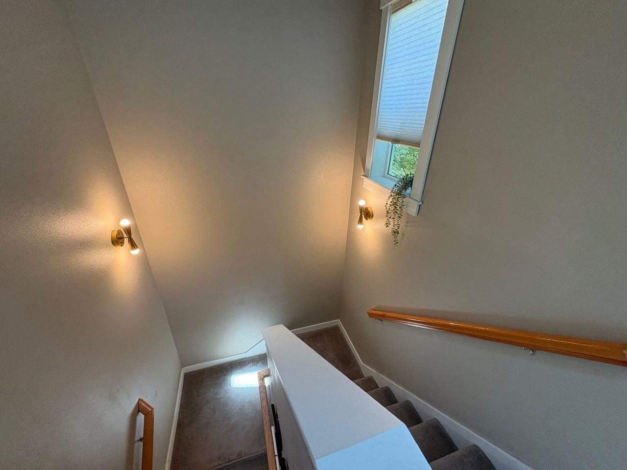 4410 44th Ave Sw #B - Photo 6 of 11