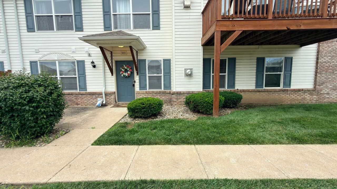 3221 Kildaire Dr #2B - Photo 2 of 17