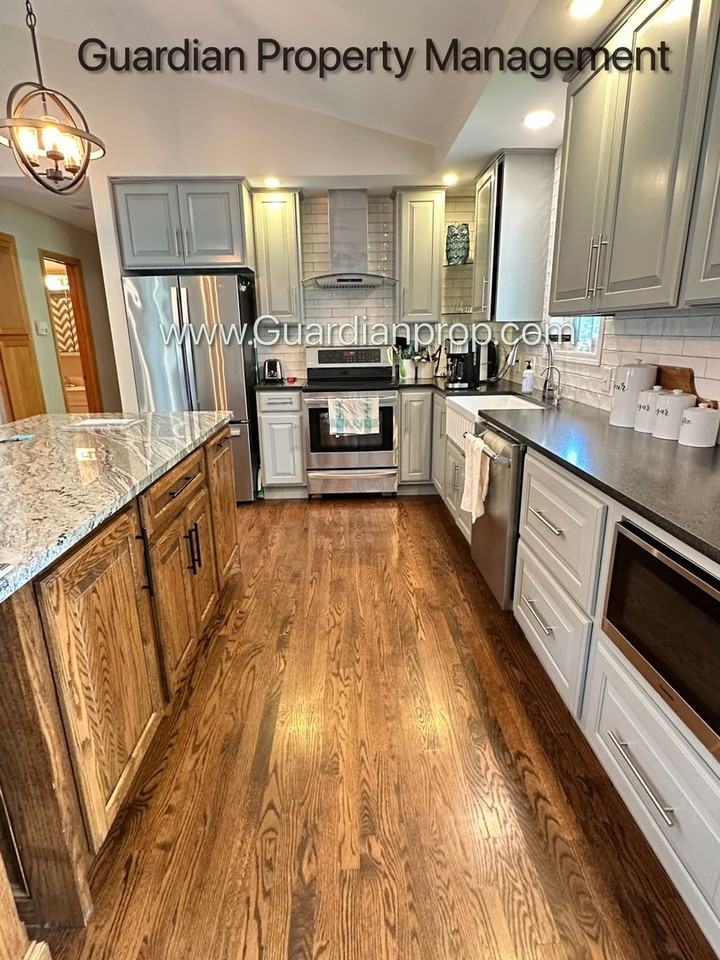 8841 Garland Ln N - Photo 5 of 16