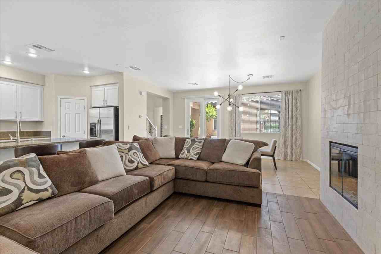 11375 Belmont Lake Dr - Photo 6 of 20