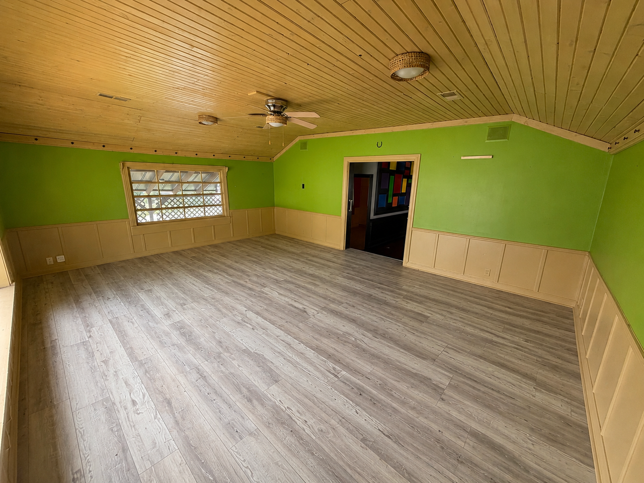 615 N West St - Photo 3 of 8