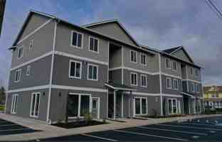 featured image of 636 4th St