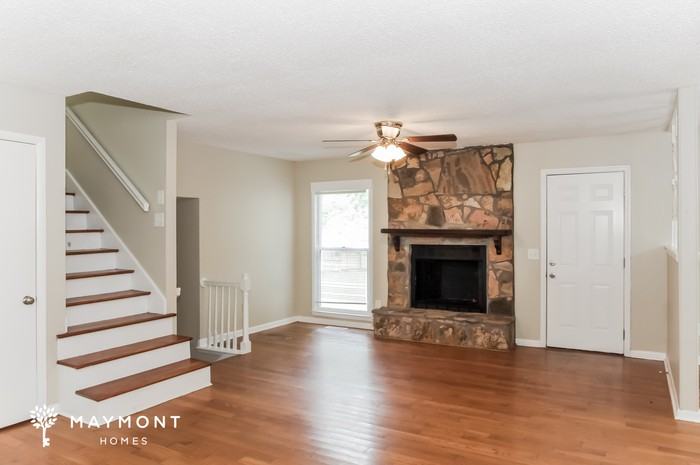 149 Oldwood Rd - Photo 5 of 16