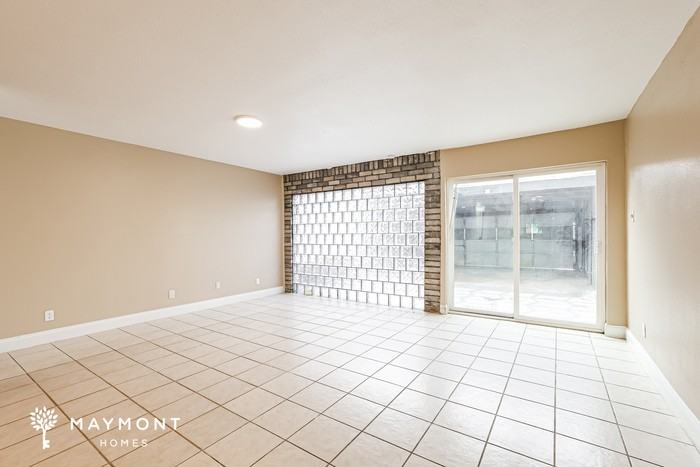 11889 Algonquin Dr - Photo 6 of 16