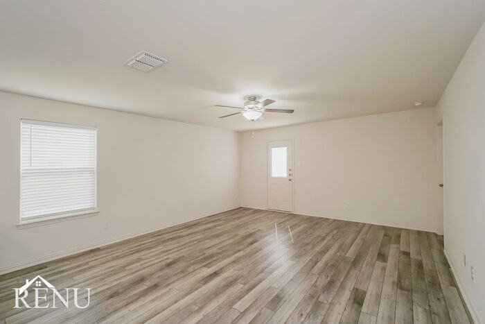 11014 Yonder Flts - Photo 6 of 23