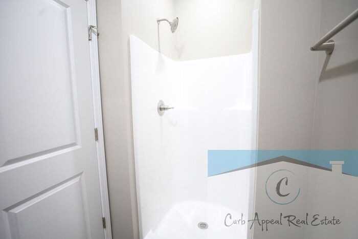 3101 Carnaby St - Photo 6 of 17