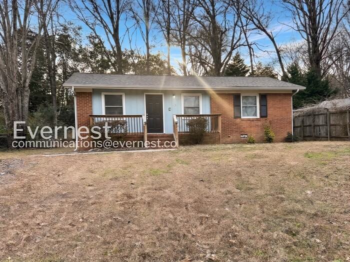 275 Efird St - Photo 6 of 18