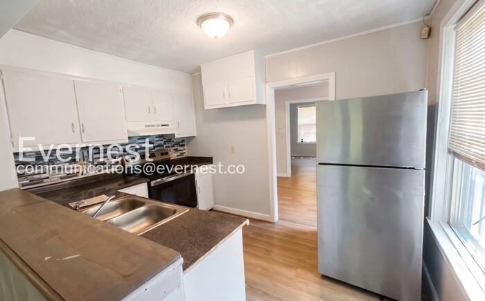 616 26th St Sw - Photo 2 of 18