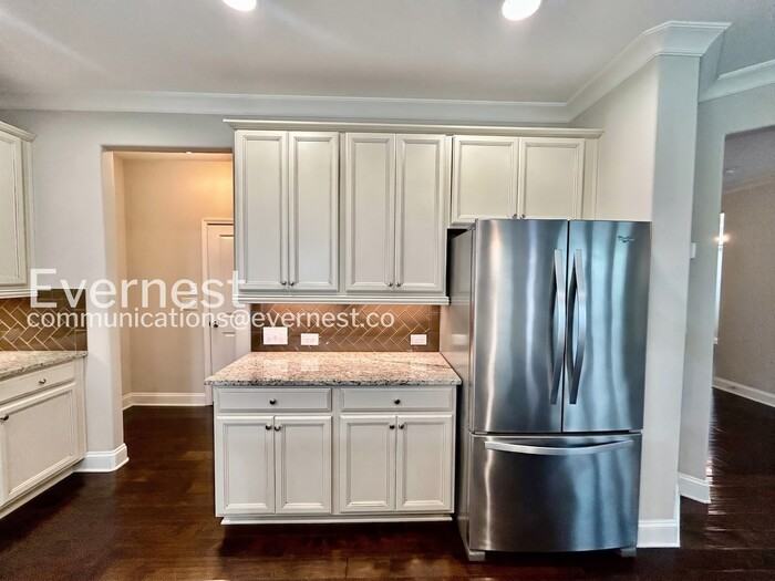 2641 Arnold Palmer Way - Photo 4 of 34