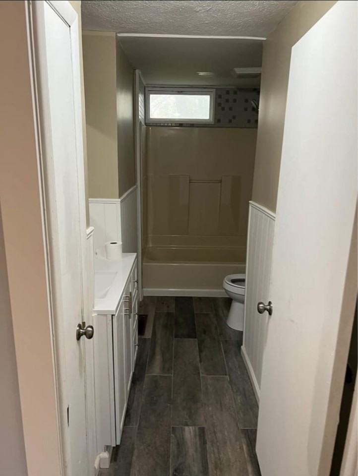 6181 Lakeshore Rd #NA - Photo 7 of 12