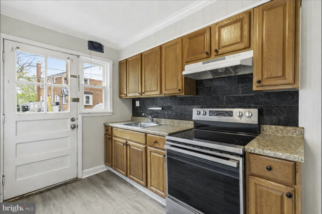 1107 N Marlyn Ave #1107 - Photo 2 of 17