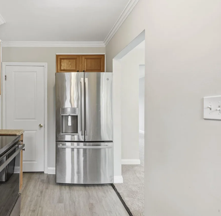 1107 N Marlyn Ave #1107 - Photo 3 of 17