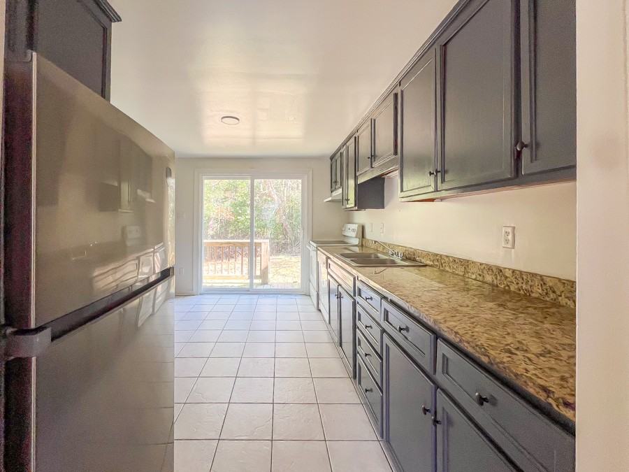 35 Fox Hill Dr #35 - Photo 3 of 17