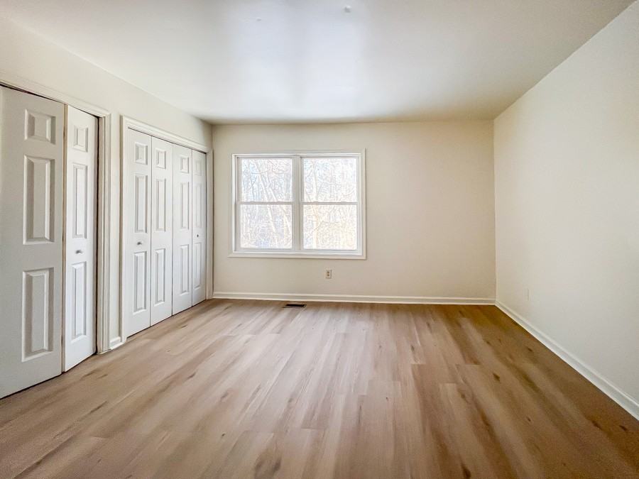 16 Fox Hill Dr #16 - Photo 7 of 10
