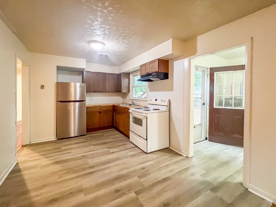 2303 Maclin Cir #NA - Photo 2 of 15