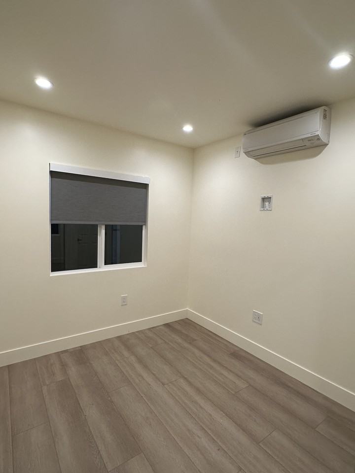 5833 Falcon Ave #NA - Photo 5 of 7