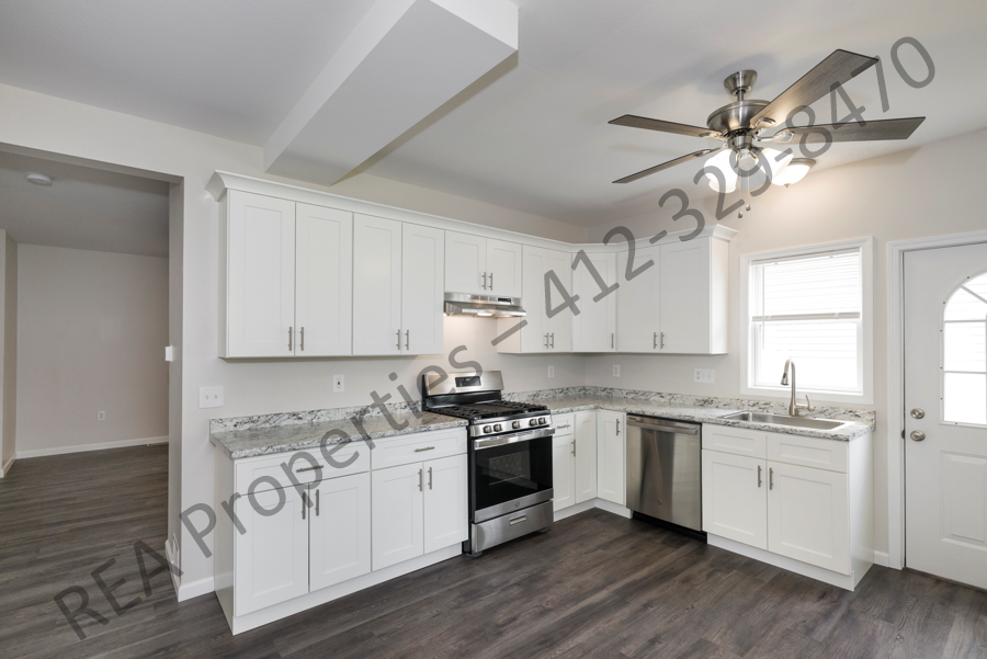 1208 2nd Ave #NA - Photo 3 of 19