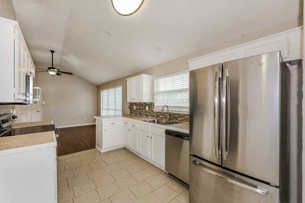 2613 Clovermeadow Dr - Photo 6 of 16