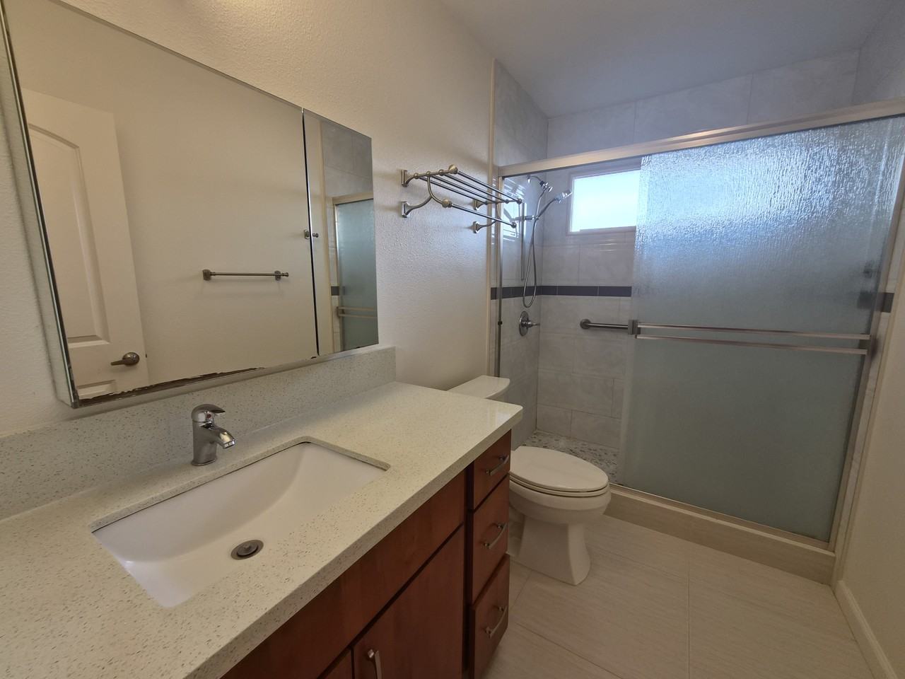 3429 HARDING AVE- AGENT: DAVID NAGATORI-DOWNSTAIRS - Photo 5 of 9