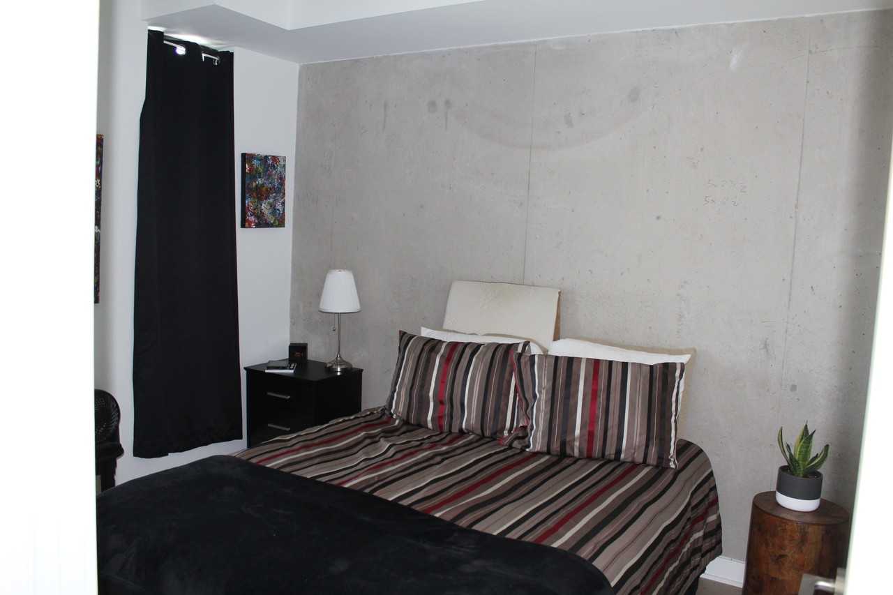 203 Catherine Street #1305 - Photo 3 of 11