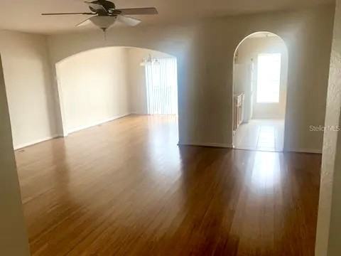 4054 Dover Terrace Dr #1 - Photo 4 of 12